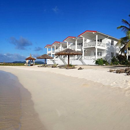 Davids Beach Hotel Clifton Екстериор снимка