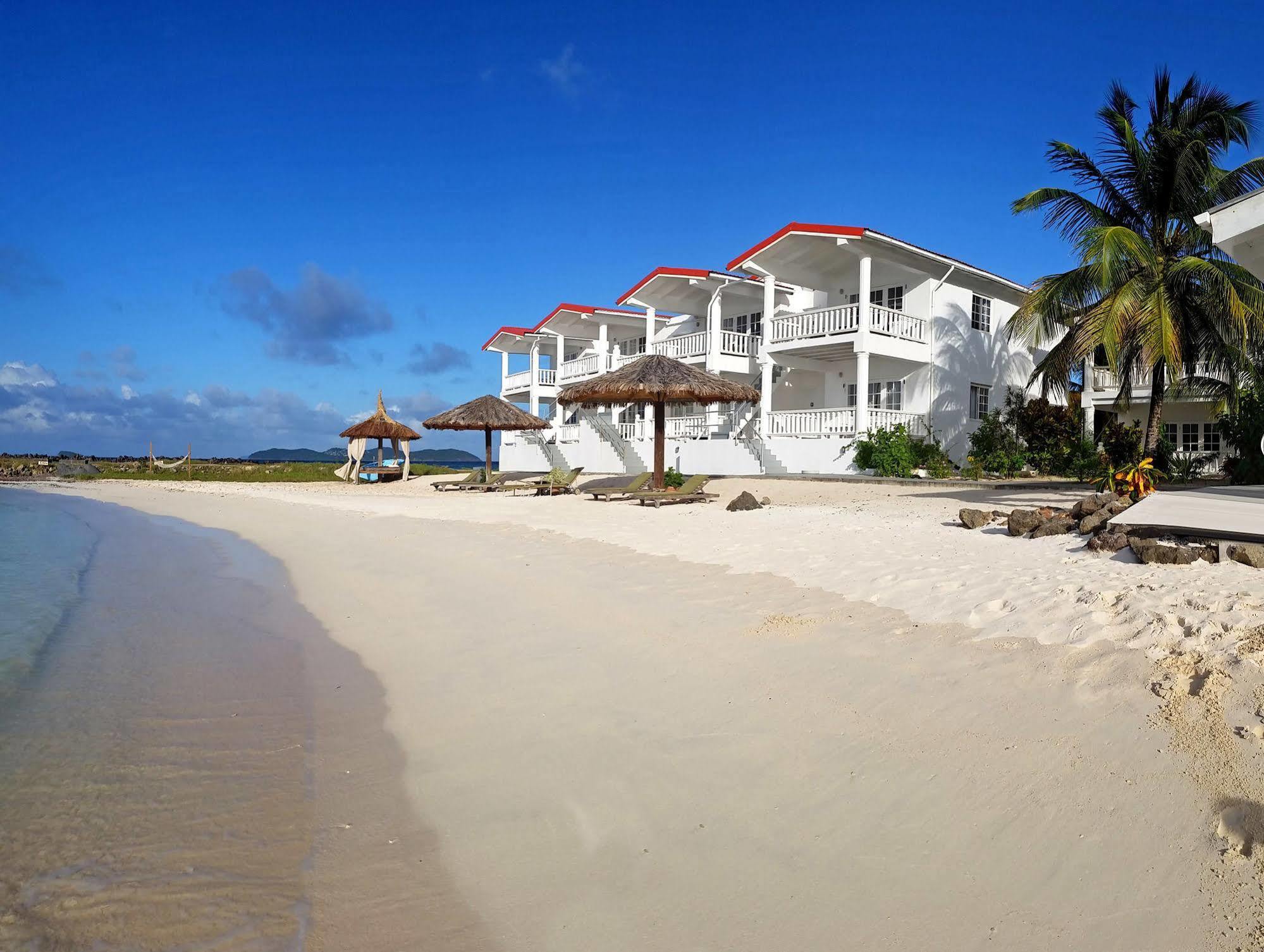 Davids Beach Hotel Clifton Екстериор снимка